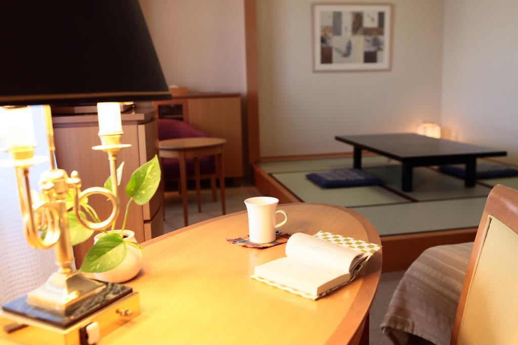 Satoyama Auberge & Hot Spring Wellness Spa Sakuragaike Kurgarden Nanto Habitación foto